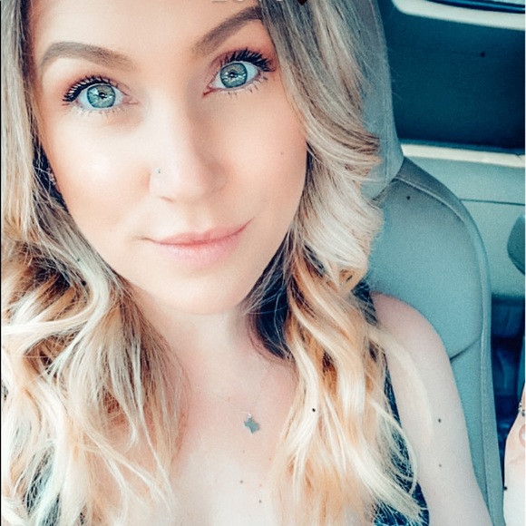 Hello Dolls -Posh Niki - Picture 14 of 16